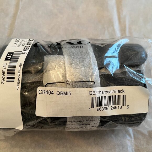 New Coach Watch Roll Case in Signature Canvas and Leather with Buckle Clโฆ - Picture 3 of 15